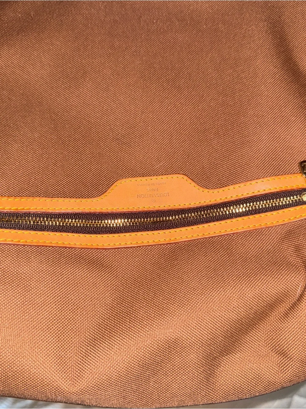 Louis Vuitton Monogram Canvas Messenger Bag in Brown